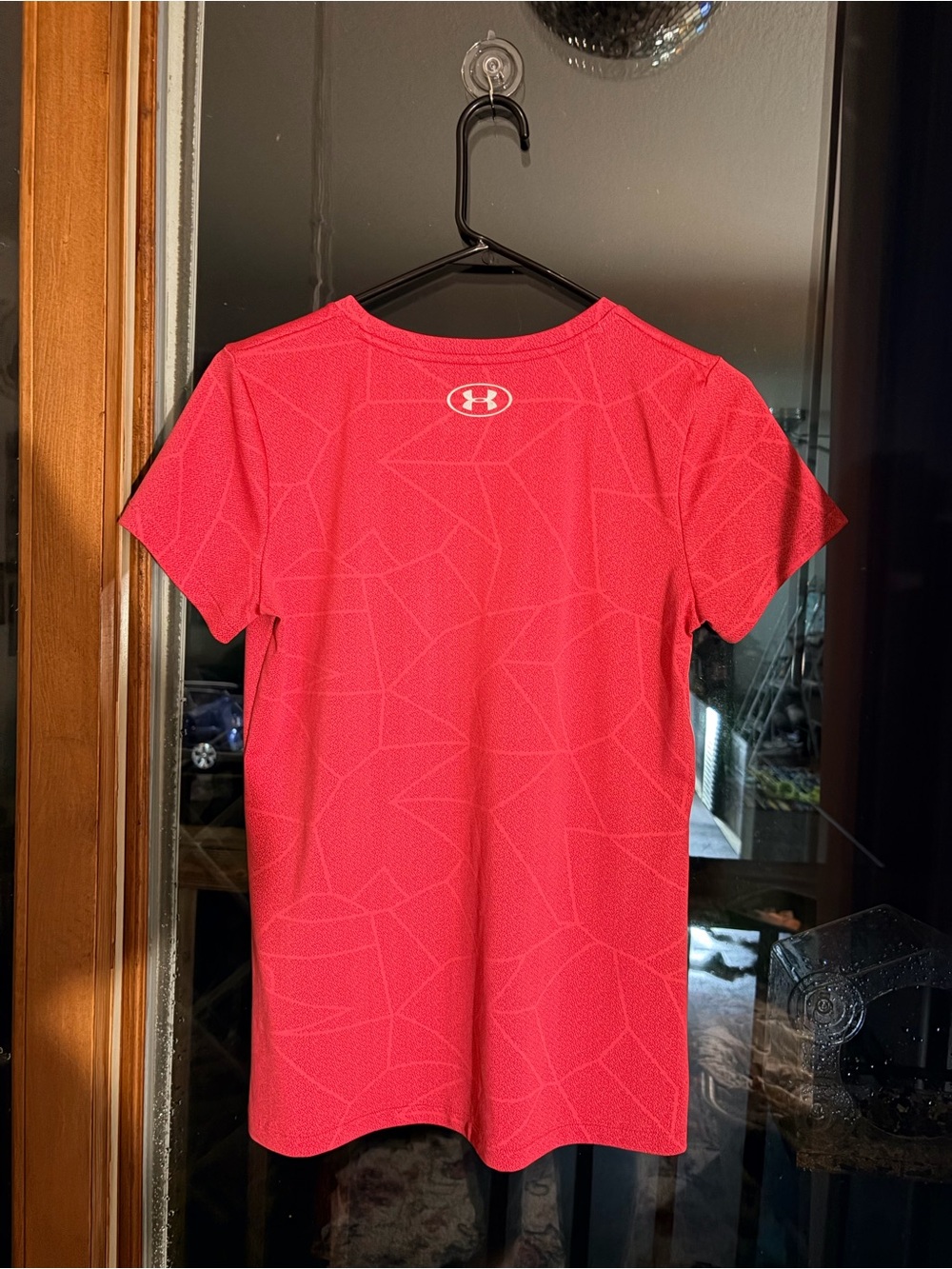 Under Armour Pink T-Shirt size small - Picture 3 of 3